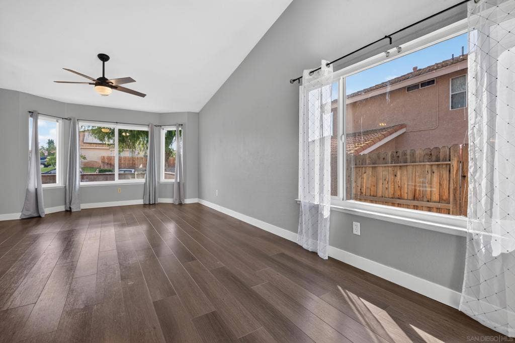 39715 Highbury Dr, Murrieta, CA 92563 39715 Highbury Dr, Murrieta, CA 92563