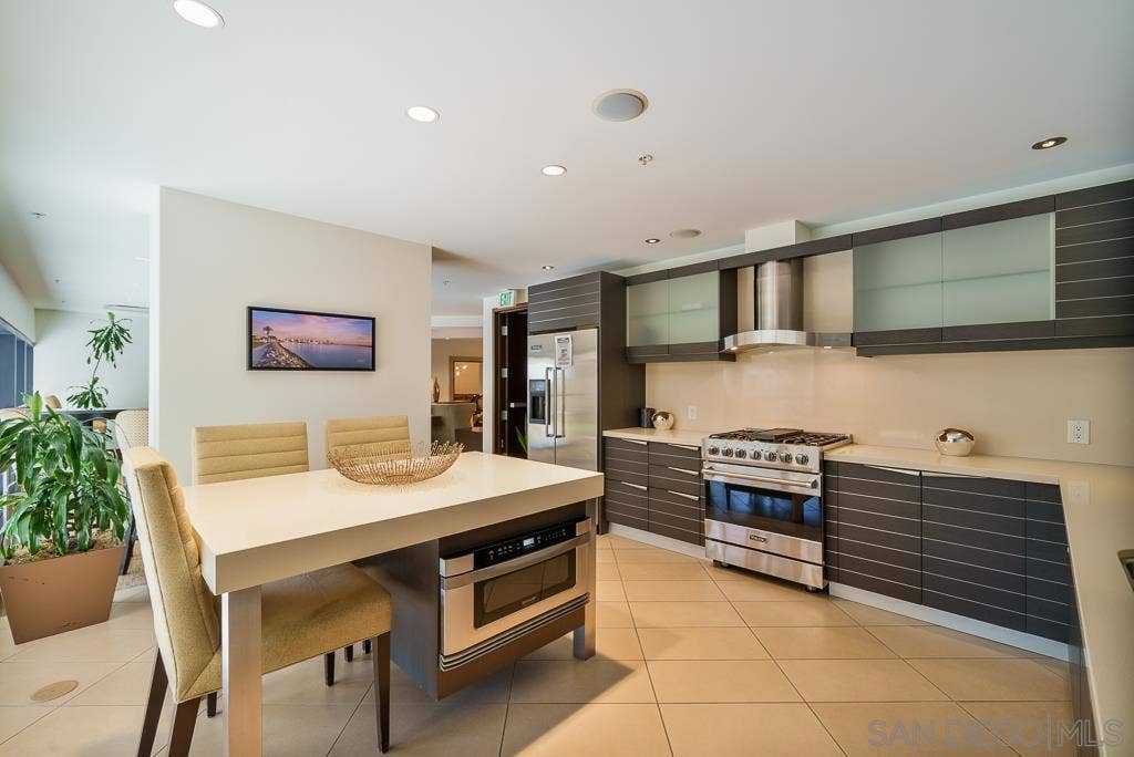 1325 Pacific Hwy, #314, San Diego, CA 92101 Building Kitchen adjacent to Pool table room and movie theater