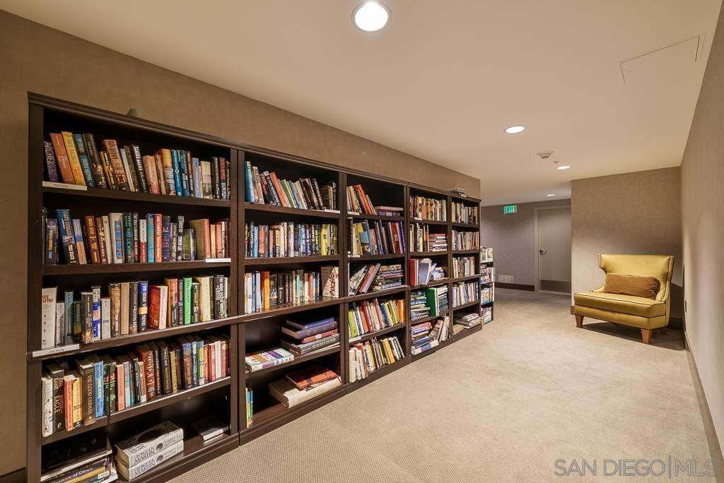 1325 Pacific Hwy, #314, San Diego, CA 92101 1325 Pacific Hwy, #314, San Diego, CA 92101