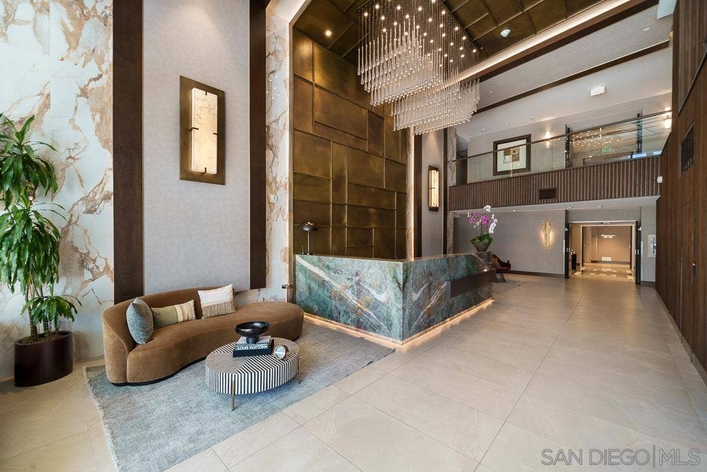 1325 Pacific Hwy, #314, San Diego, CA 92101 Lobby/Reception