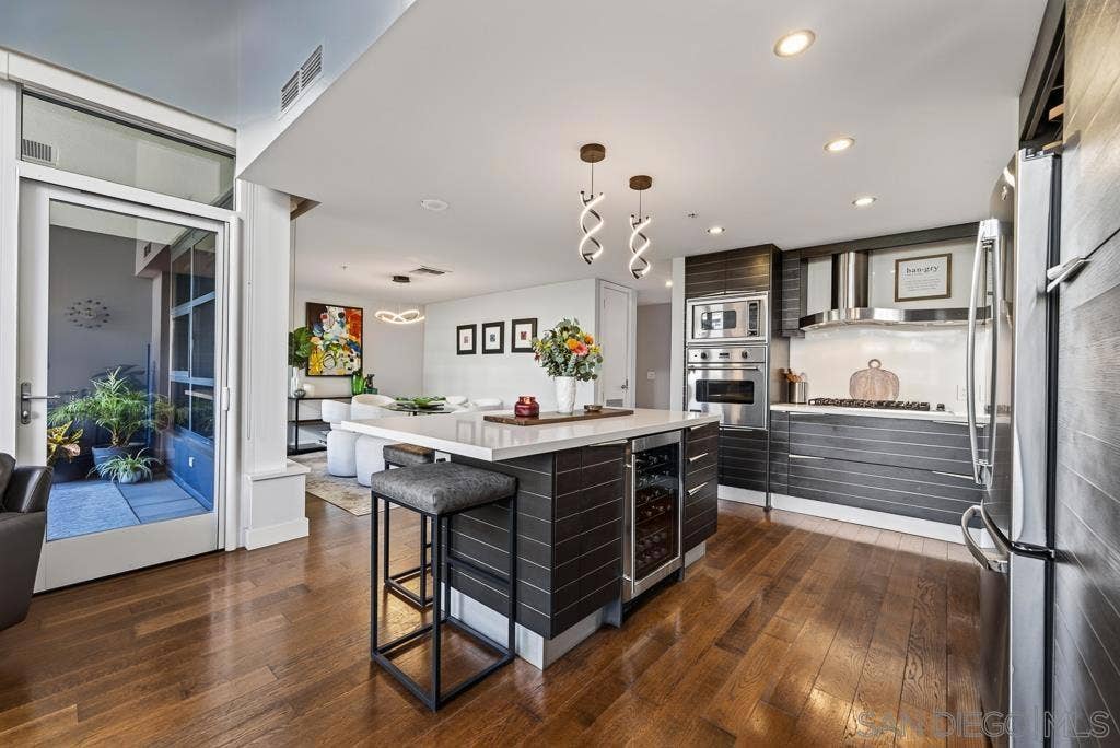 1325 Pacific Hwy, #314, San Diego, CA 92101 1325 Pacific Hwy, #314, San Diego, CA 92101