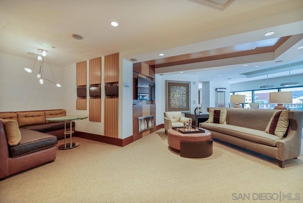 1325 Pacific Hwy, #314, San Diego, CA 92101 Rec room with Movie theater, Pool table, TVs, Lounge area