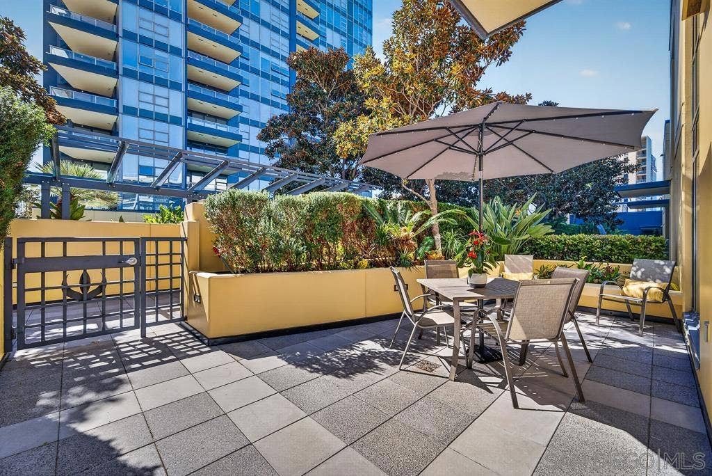 1325 Pacific Hwy, #314, San Diego, CA 92101 Entry level (building pool level 3 - townhome level 2 of the unit itself)
