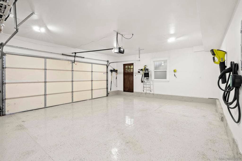 2124 Hickory, San Diego, CA 92103 2124 Hickory, San Diego, CA 92103