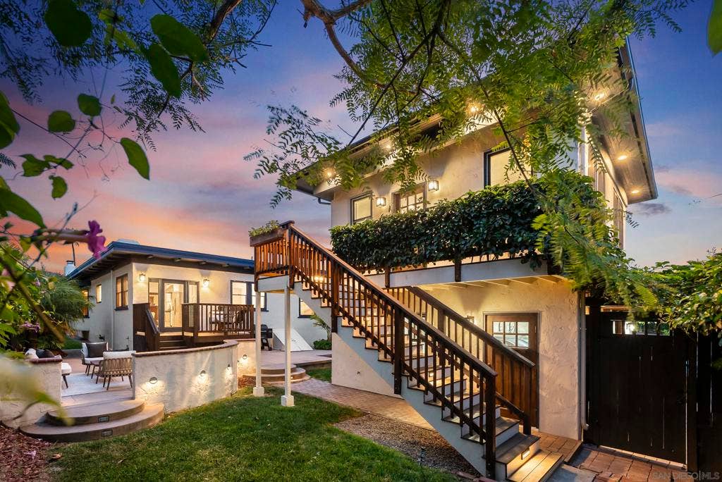 2124 Hickory, San Diego, CA 92103 digitally enhanced