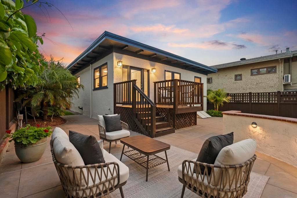 2124 Hickory, San Diego, CA 92103 digitally enhanced