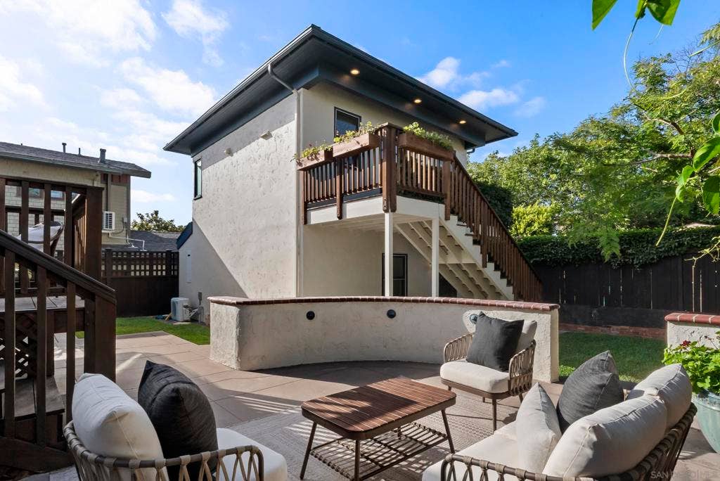 2124 Hickory, San Diego, CA 92103 2124 Hickory, San Diego, CA 92103
