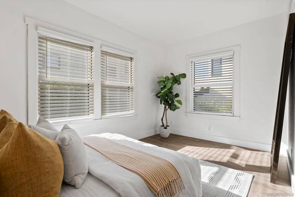 2124 Hickory, San Diego, CA 92103 2124 Hickory, San Diego, CA 92103
