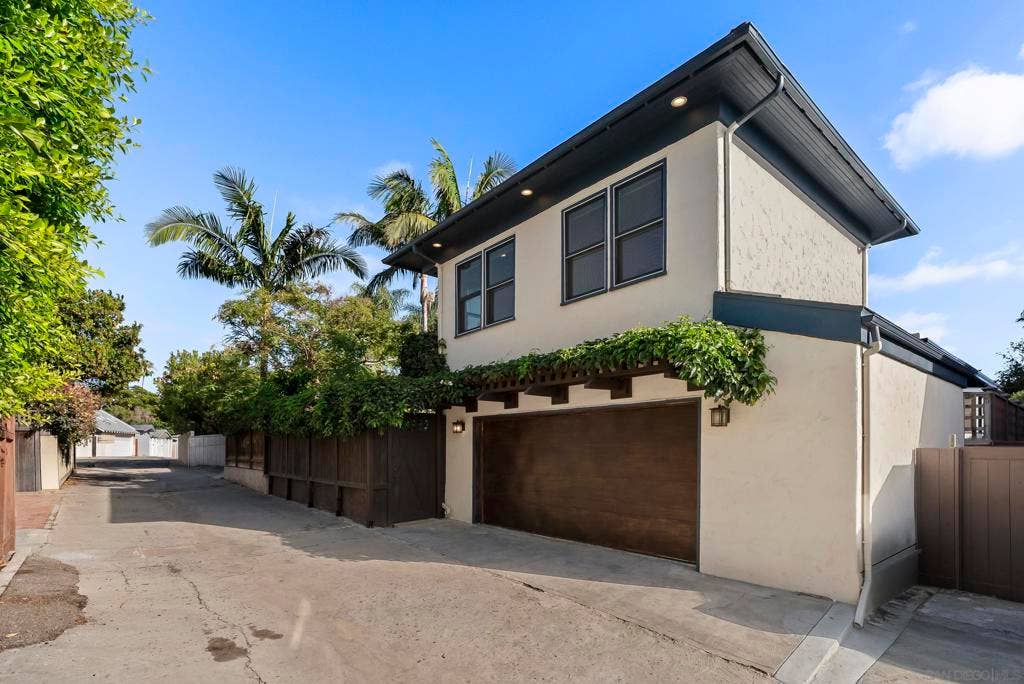 2124 Hickory, San Diego, CA 92103 2124 Hickory, San Diego, CA 92103
