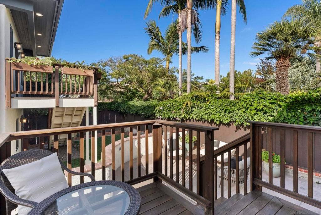 2124 Hickory, San Diego, CA 92103 2124 Hickory, San Diego, CA 92103