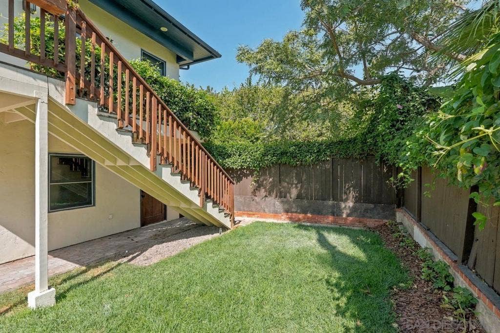 2124 Hickory, San Diego, CA 92103 2124 Hickory, San Diego, CA 92103