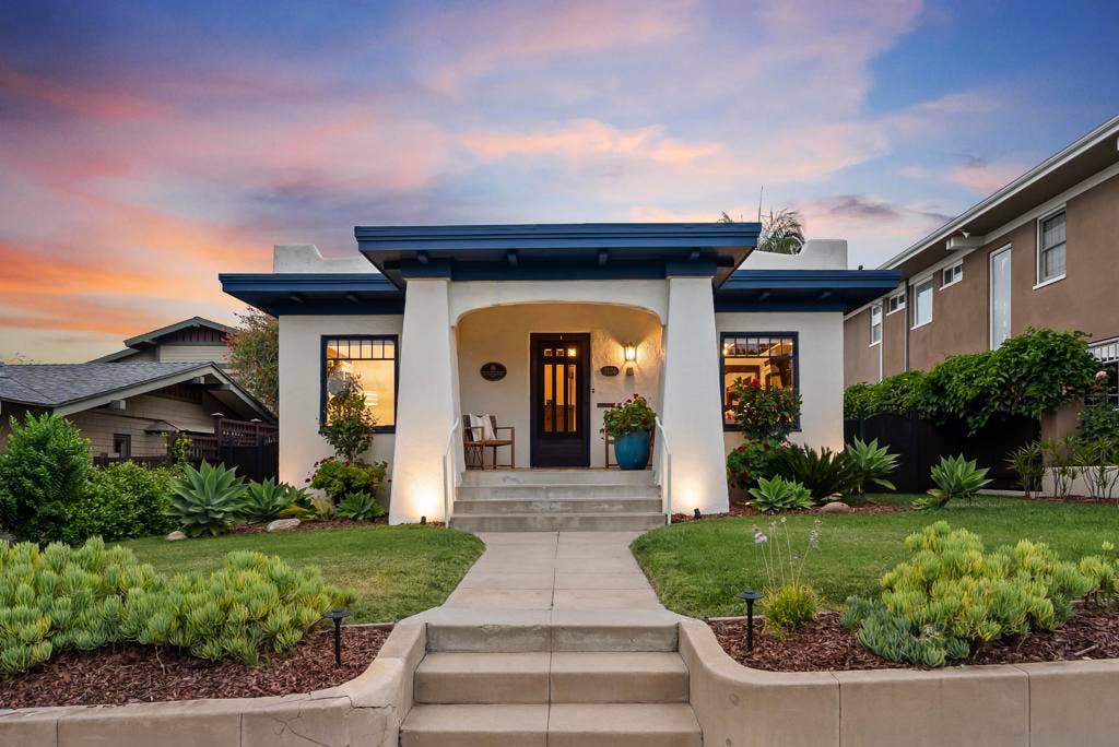 2124 Hickory, San Diego, CA 92103 digitally enhanced