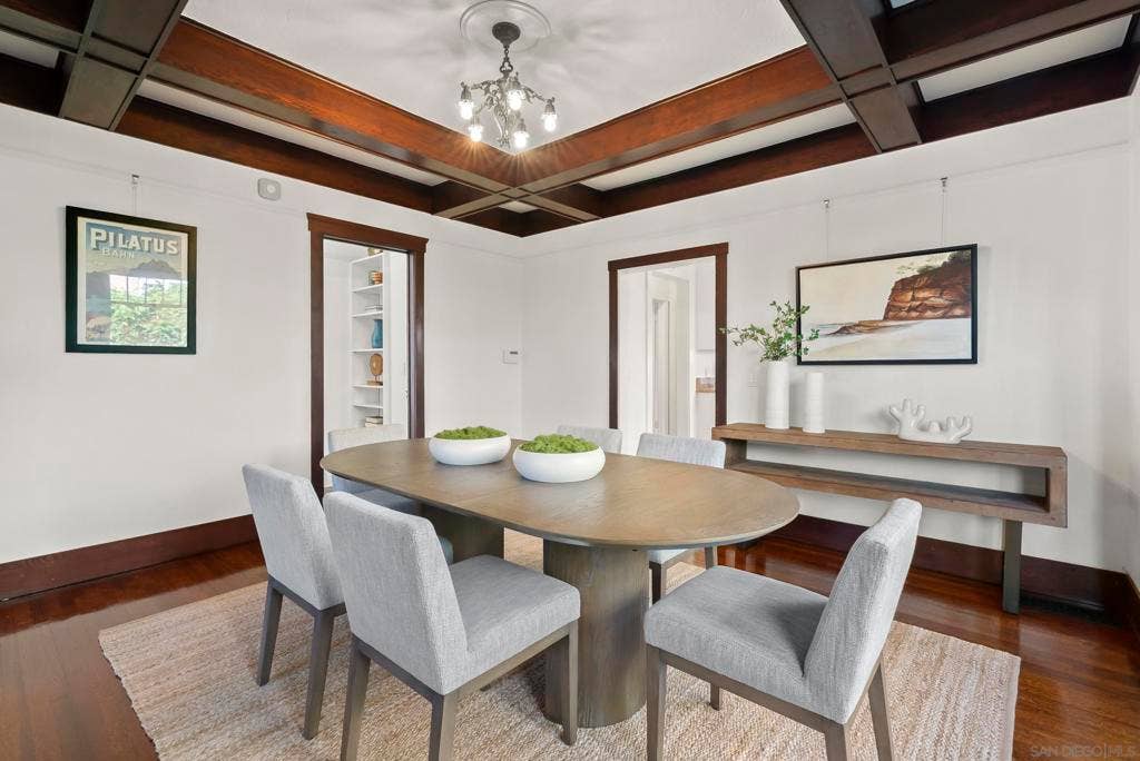 2124 Hickory, San Diego, CA 92103 2124 Hickory, San Diego, CA 92103