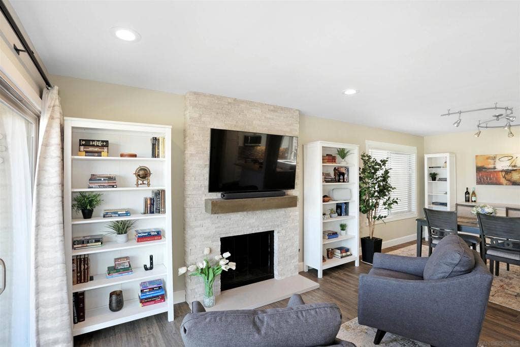 17465 Plaza Animado, #146, San Diego, CA 92128 17465 Plaza Animado, #146, San Diego, CA 92128