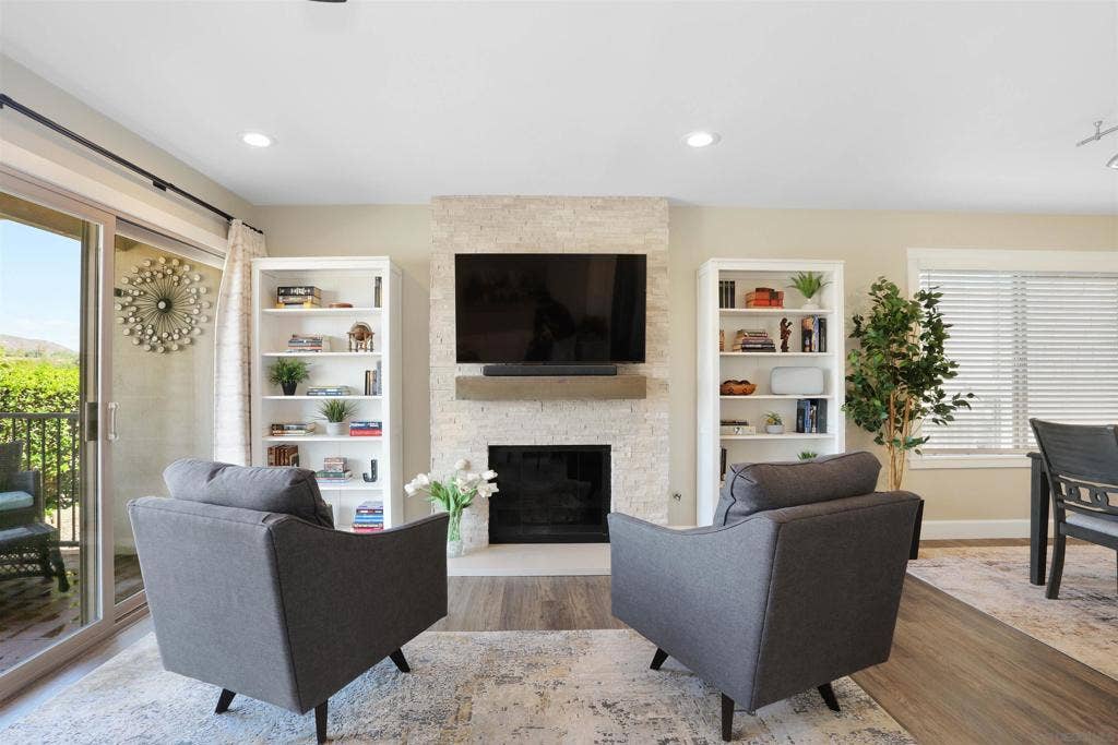 17465 Plaza Animado, #146, San Diego, CA 92128 17465 Plaza Animado, #146, San Diego, CA 92128