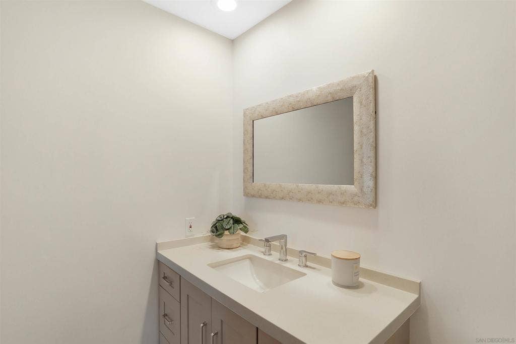 17465 Plaza Animado, #146, San Diego, CA 92128 17465 Plaza Animado, #146, San Diego, CA 92128