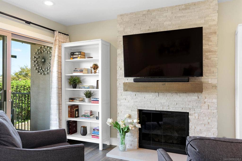 17465 Plaza Animado, #146, San Diego, CA 92128 17465 Plaza Animado, #146, San Diego, CA 92128