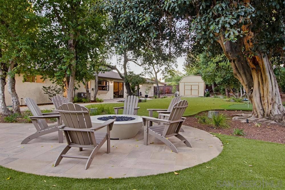 834 Cole Ranch Rd., Encinitas, CA 92024 834 Cole Ranch Rd., Encinitas, CA 92024