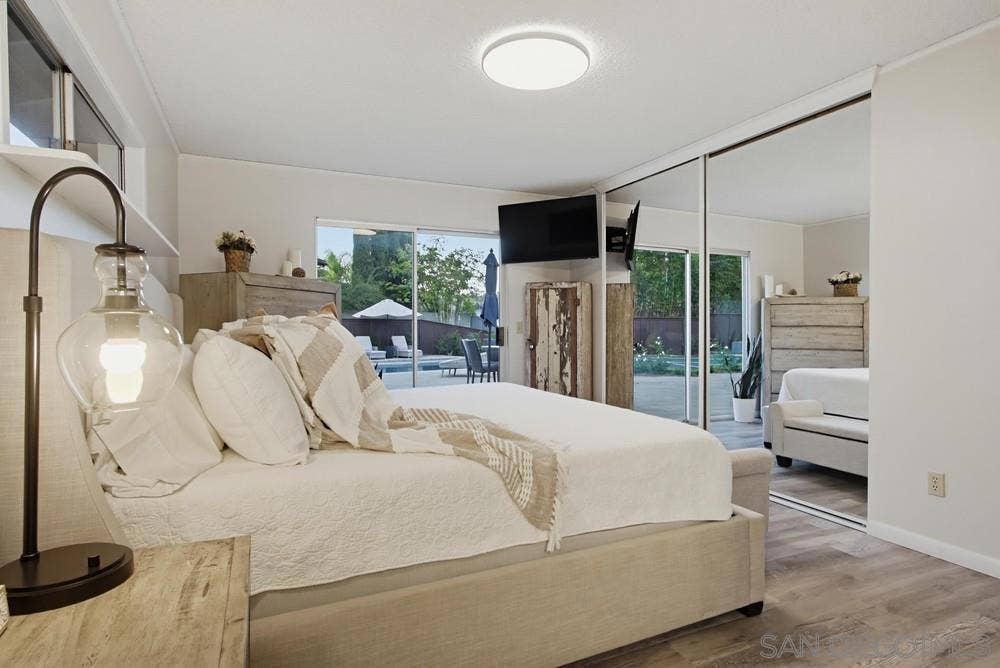 834 Cole Ranch Rd., Encinitas, CA 92024 834 Cole Ranch Rd., Encinitas, CA 92024