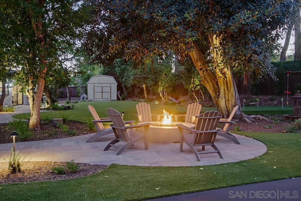 834 Cole Ranch Rd., Encinitas, CA 92024 834 Cole Ranch Rd., Encinitas, CA 92024