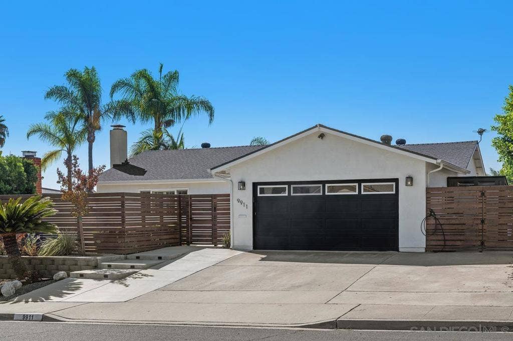 9911 Via Debbie, Santee, CA 92071