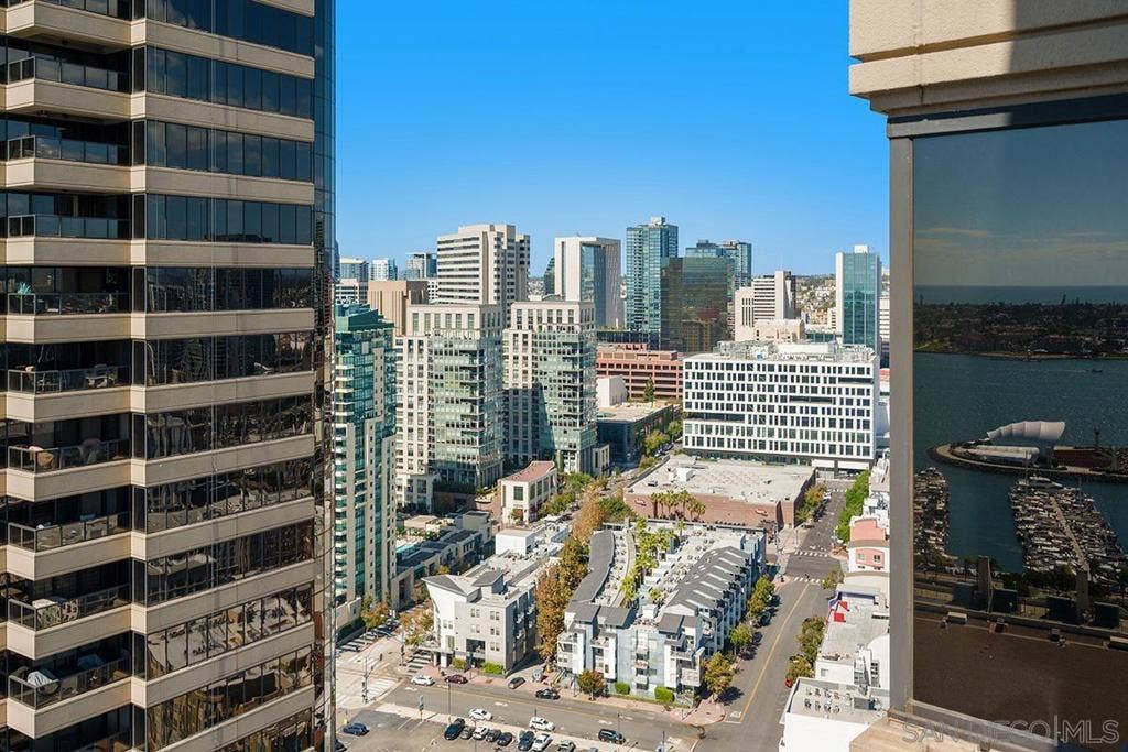 200 Harbor Drive, #3003, San Diego, CA 92101 200 Harbor Drive, #3003, San Diego, CA 92101