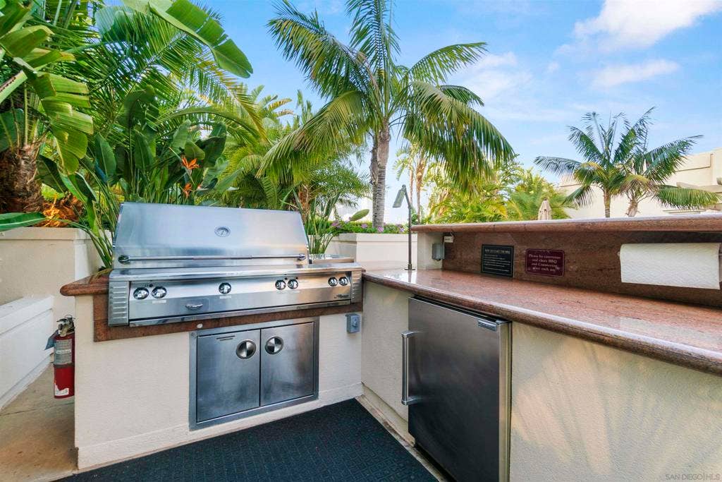 200 Harbor Drive, #3003, San Diego, CA 92101 200 Harbor Drive, #3003, San Diego, CA 92101