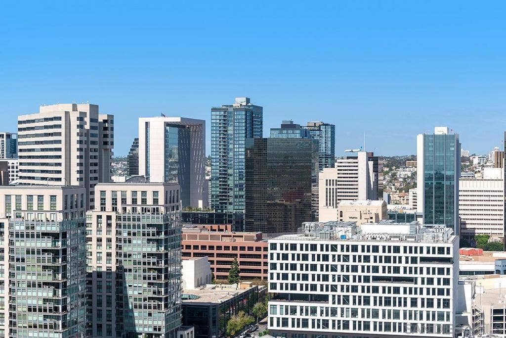 200 Harbor Drive, #3003, San Diego, CA 92101 200 Harbor Drive, #3003, San Diego, CA 92101