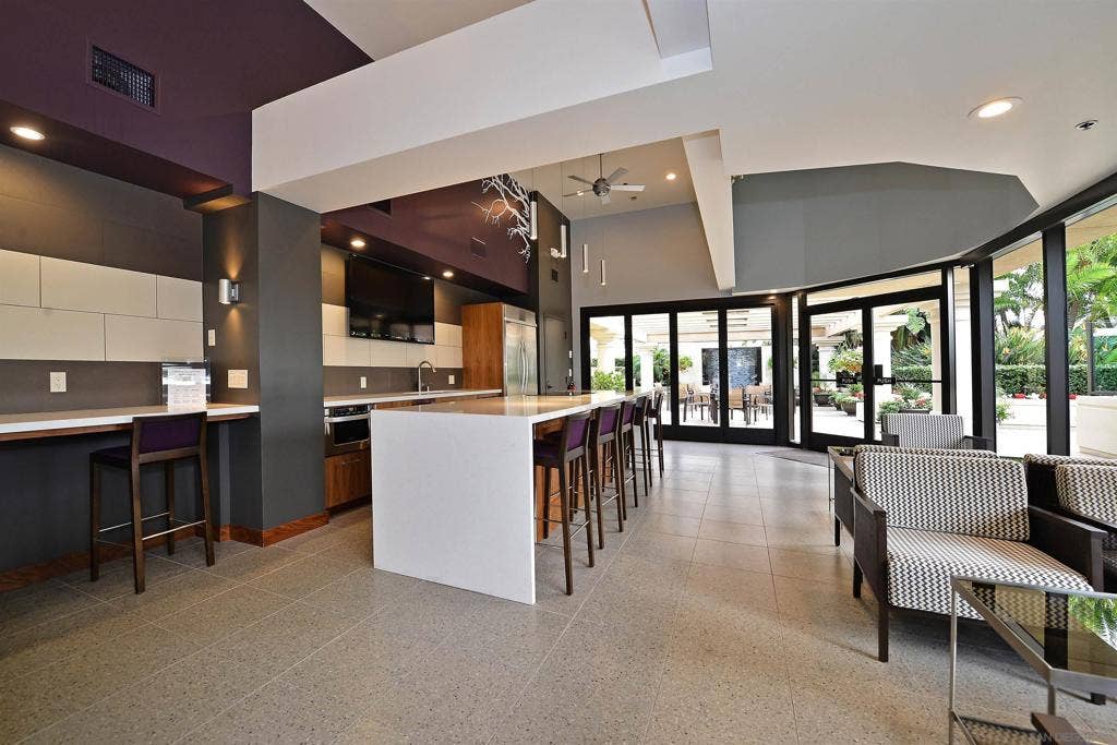 200 Harbor Drive, #3003, San Diego, CA 92101 200 Harbor Drive, #3003, San Diego, CA 92101