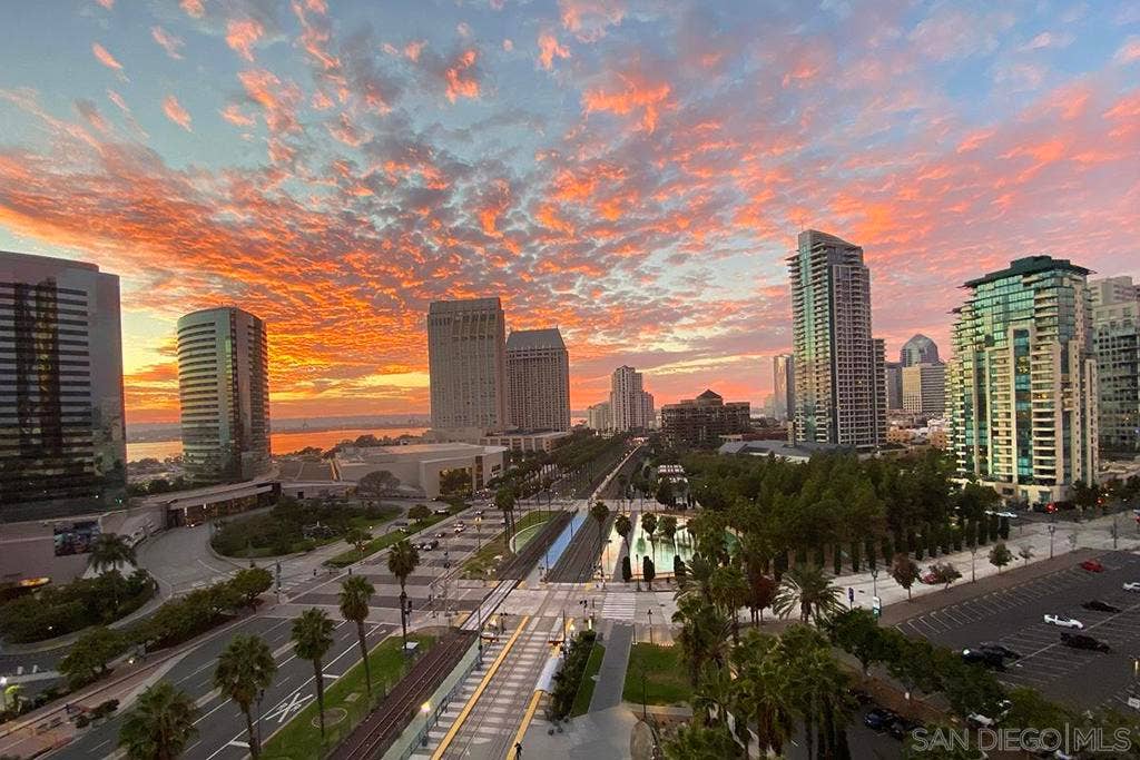 200 Harbor Drive, #3003, San Diego, CA 92101 200 Harbor Drive, #3003, San Diego, CA 92101