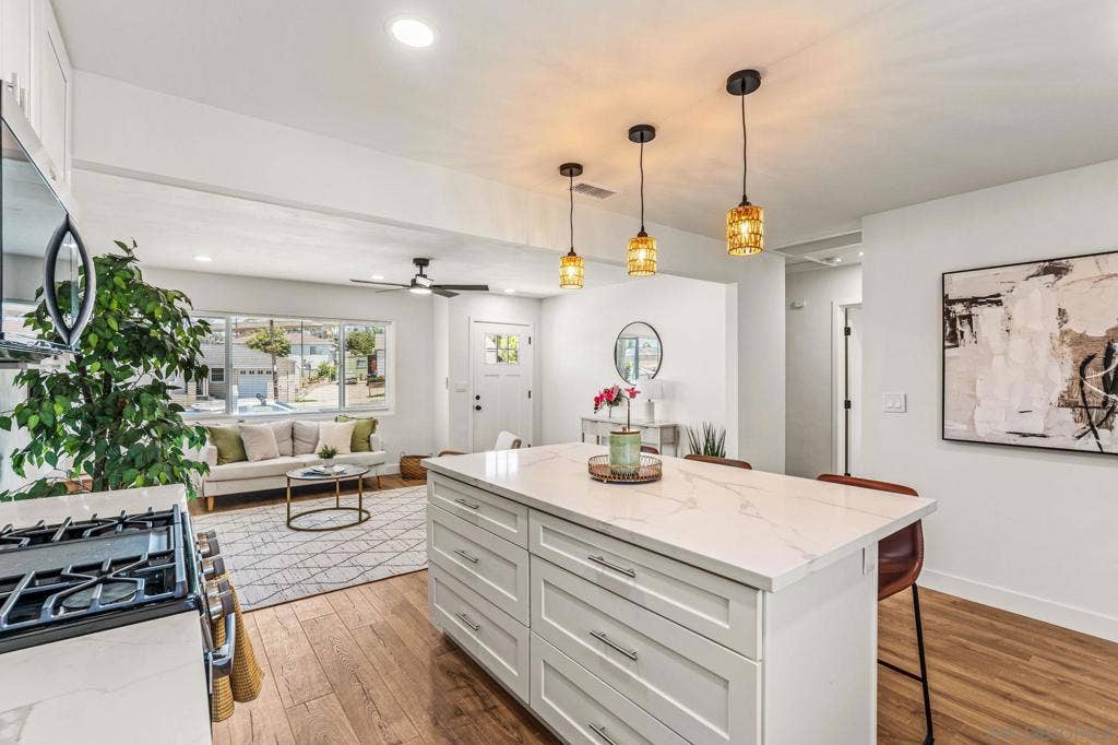 1334 E Division St, National City, CA 91950 1334 E Division St, National City, CA 91950