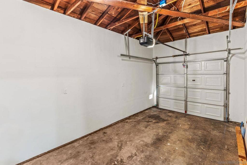 1334 E Division St, National City, CA 91950 1334 E Division St, National City, CA 91950