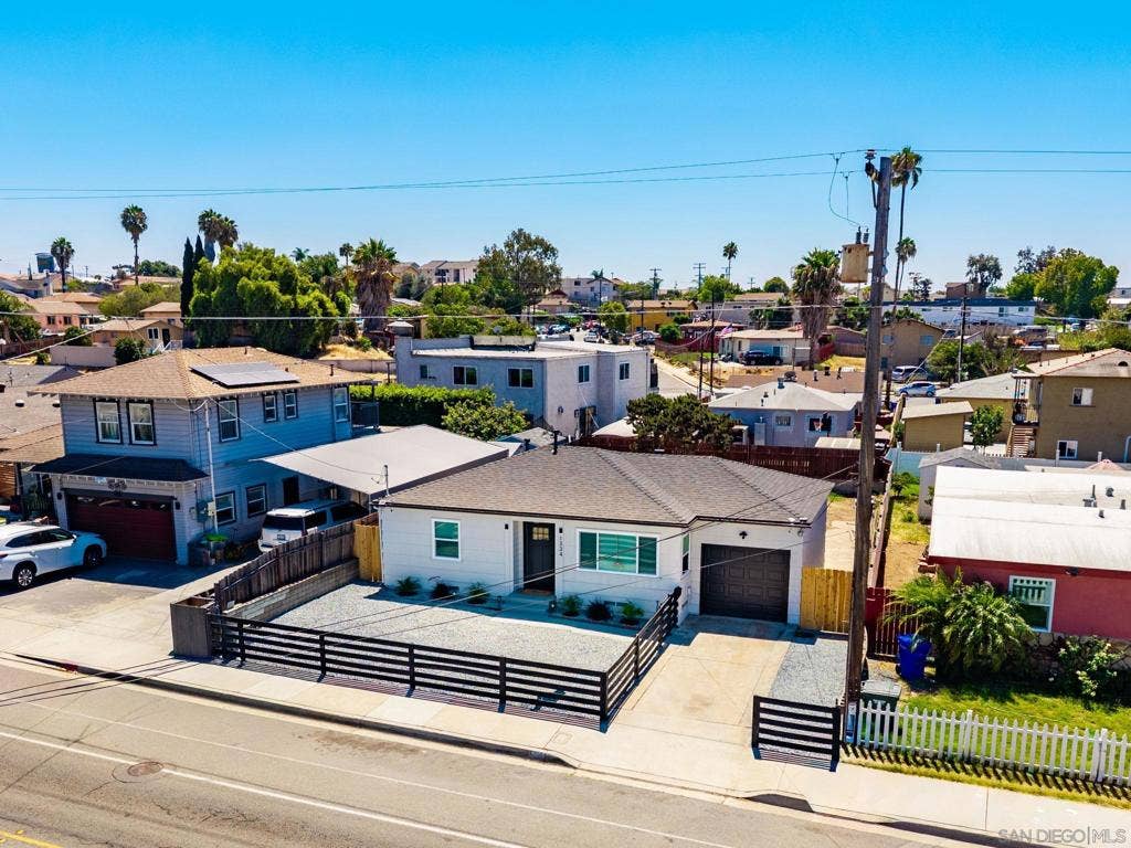 1334 E Division St, National City, CA 91950 1334 E Division St, National City, CA 91950