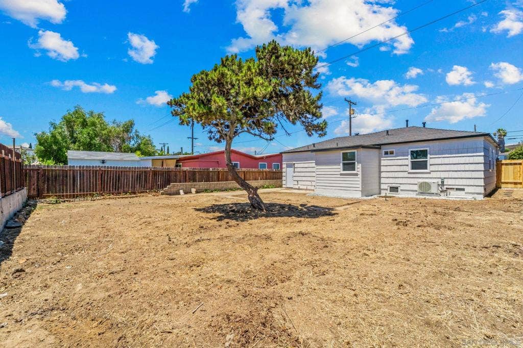 1334 E Division St, National City, CA 91950 1334 E Division St, National City, CA 91950
