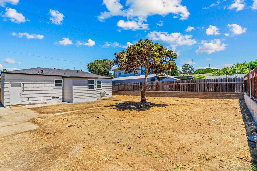 1334 E Division St, National City, CA 91950 1334 E Division St, National City, CA 91950