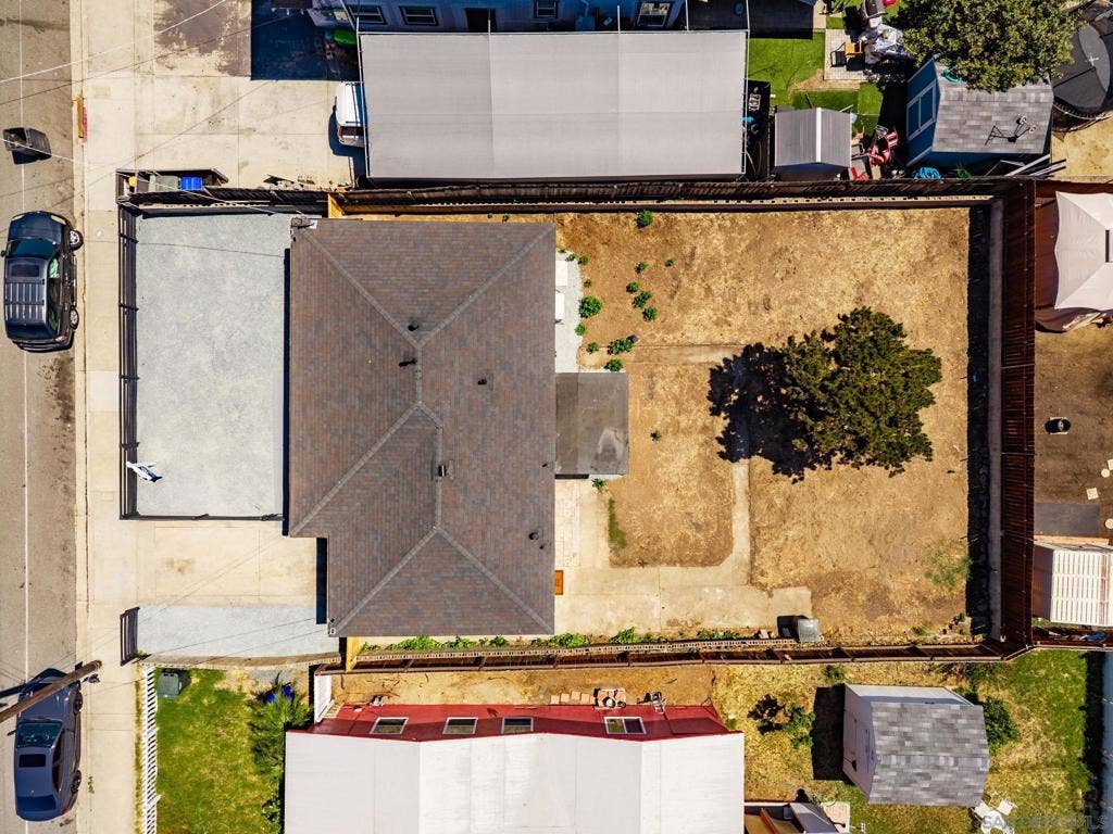 1334 E Division St, National City, CA 91950 1334 E Division St, National City, CA 91950