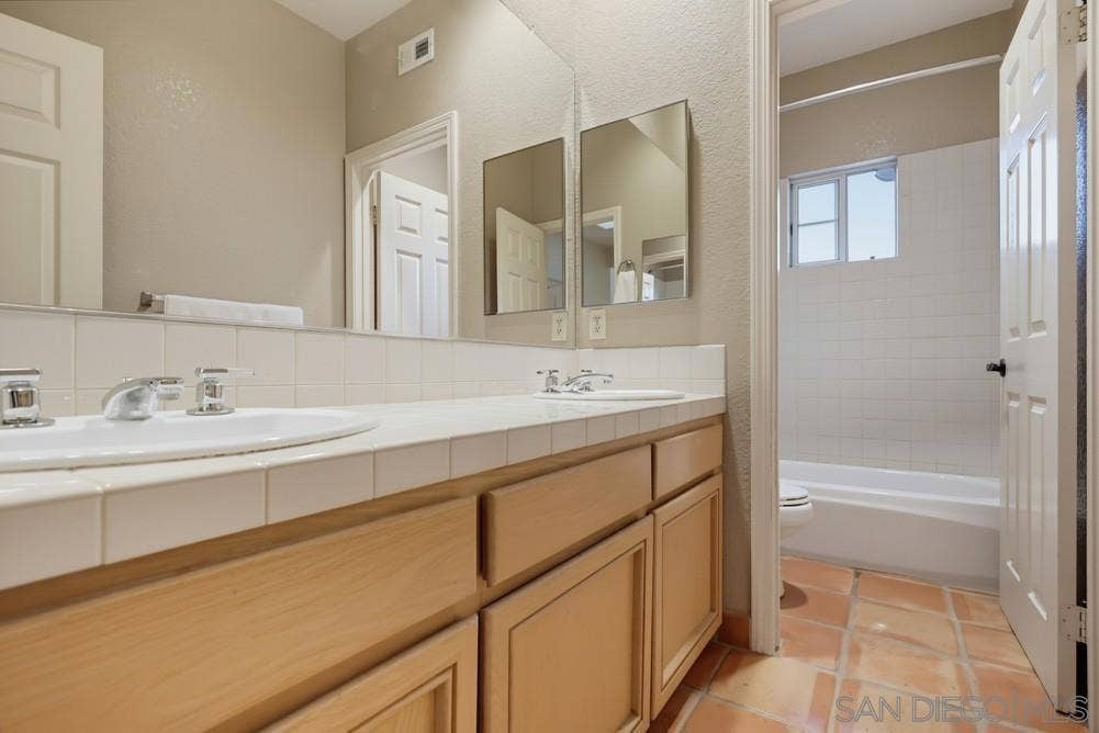 14697 Hidden Wood, Jamul, CA 91935 14697 Hidden Wood, Jamul, CA 91935
