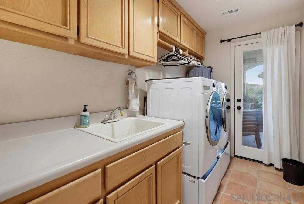 14697 Hidden Wood, Jamul, CA 91935 14697 Hidden Wood, Jamul, CA 91935
