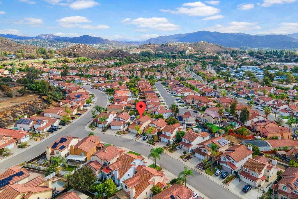 11689 Via Nicole, El Cajon, CA 92019