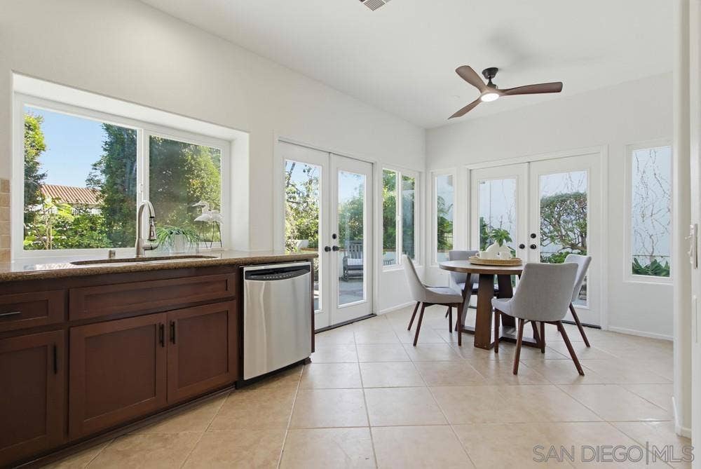 4105 Pindar Way, Oceanside, CA 92056 4105 Pindar Way, Oceanside, CA 92056