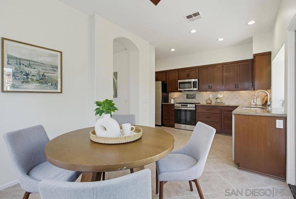 4105 Pindar Way, Oceanside, CA 92056 4105 Pindar Way, Oceanside, CA 92056