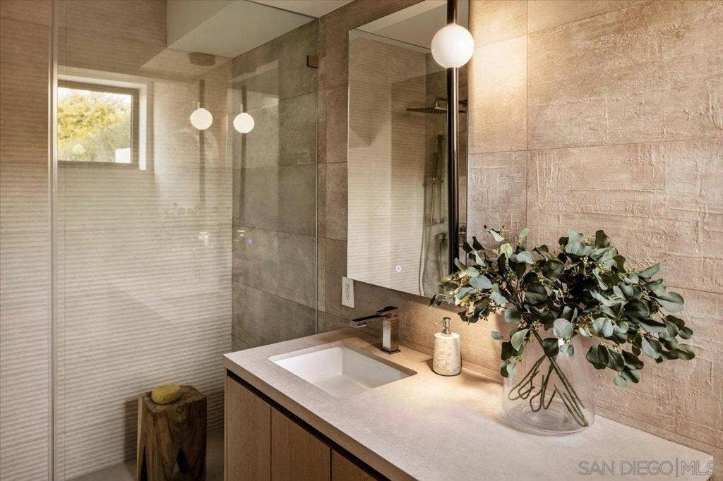 29623 Cuthbert Rd, Malibu, CA 90265 29623 Cuthbert Rd, Malibu, CA 90265