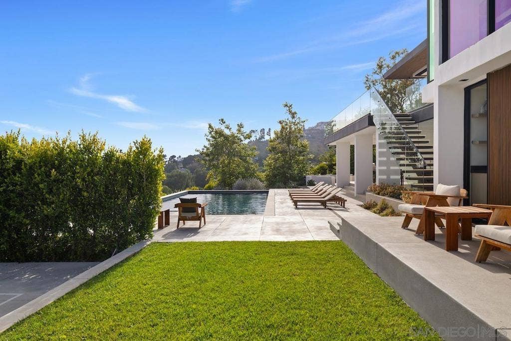 29623 Cuthbert Rd, Malibu, CA 90265 29623 Cuthbert Rd, Malibu, CA 90265