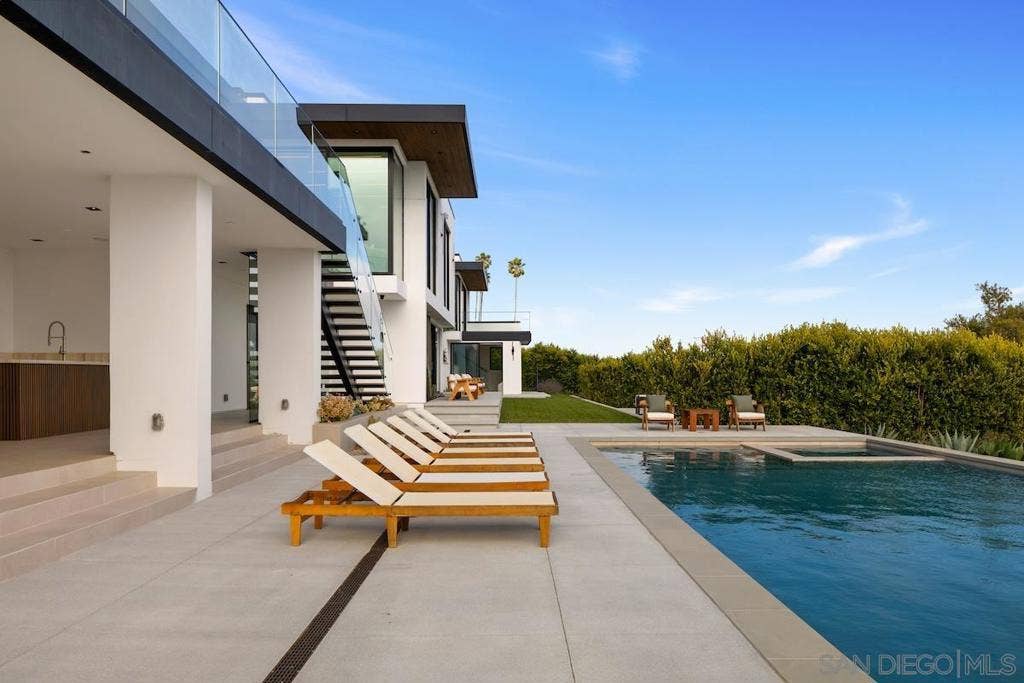 29623 Cuthbert Rd, Malibu, CA 90265 29623 Cuthbert Rd, Malibu, CA 90265