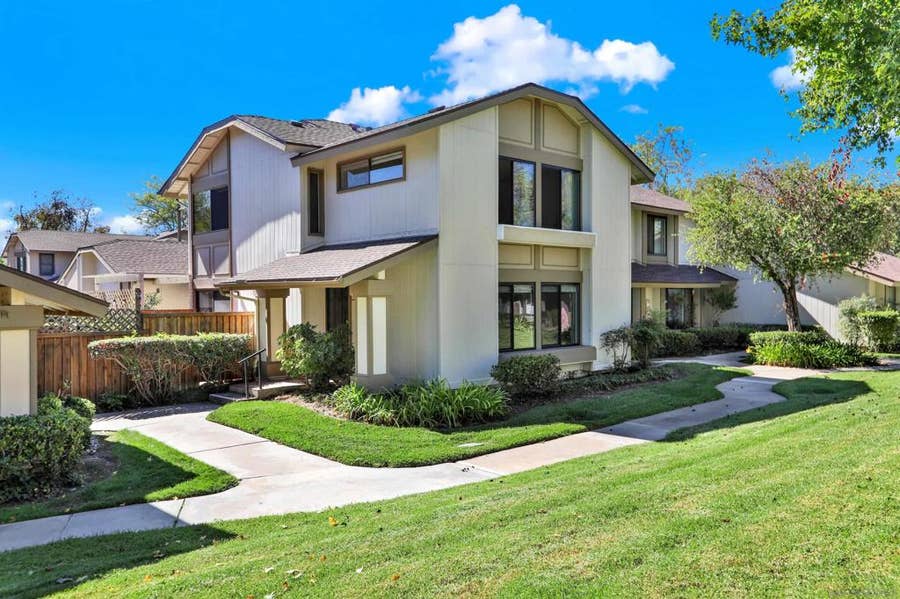 Property photo for 10148 Dafne Ln, San Diego, CA
