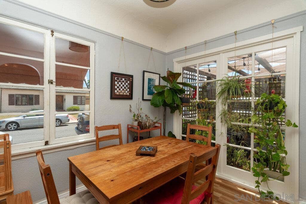 1240 Golden Gate Dr., San Diego, CA 92116 1240 Golden Gate Dr., San Diego, CA 92116