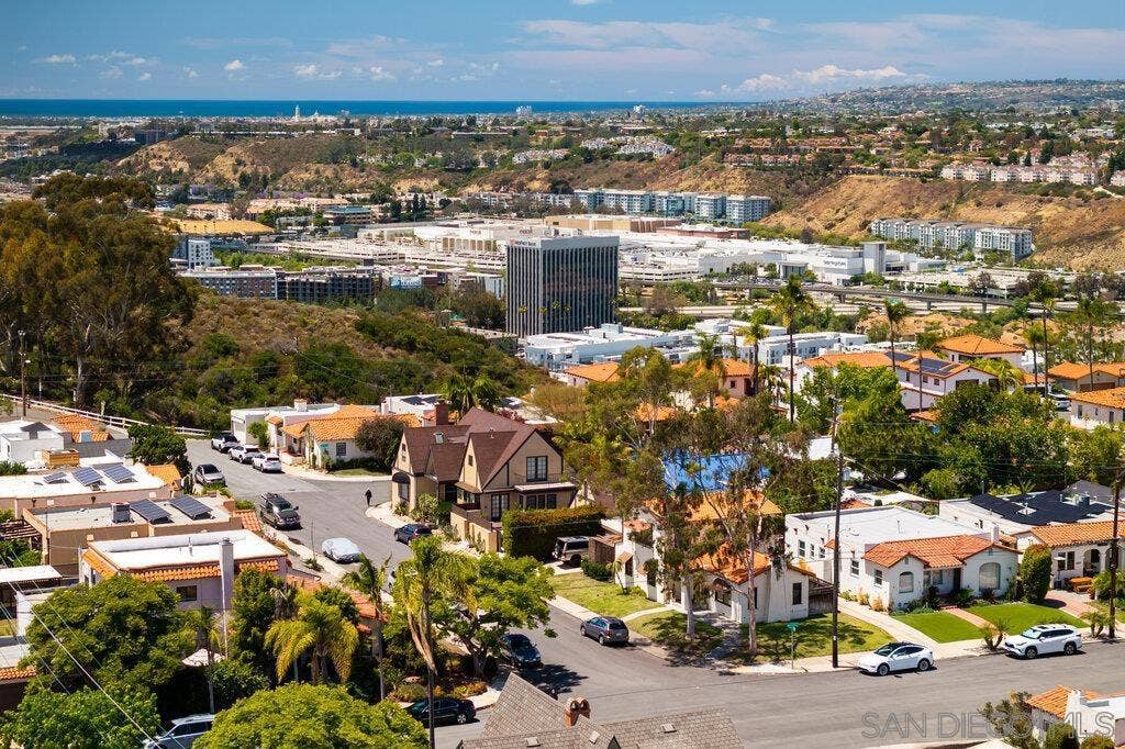 1240 Golden Gate Dr., San Diego, CA 92116 1240 Golden Gate Dr., San Diego, CA 92116