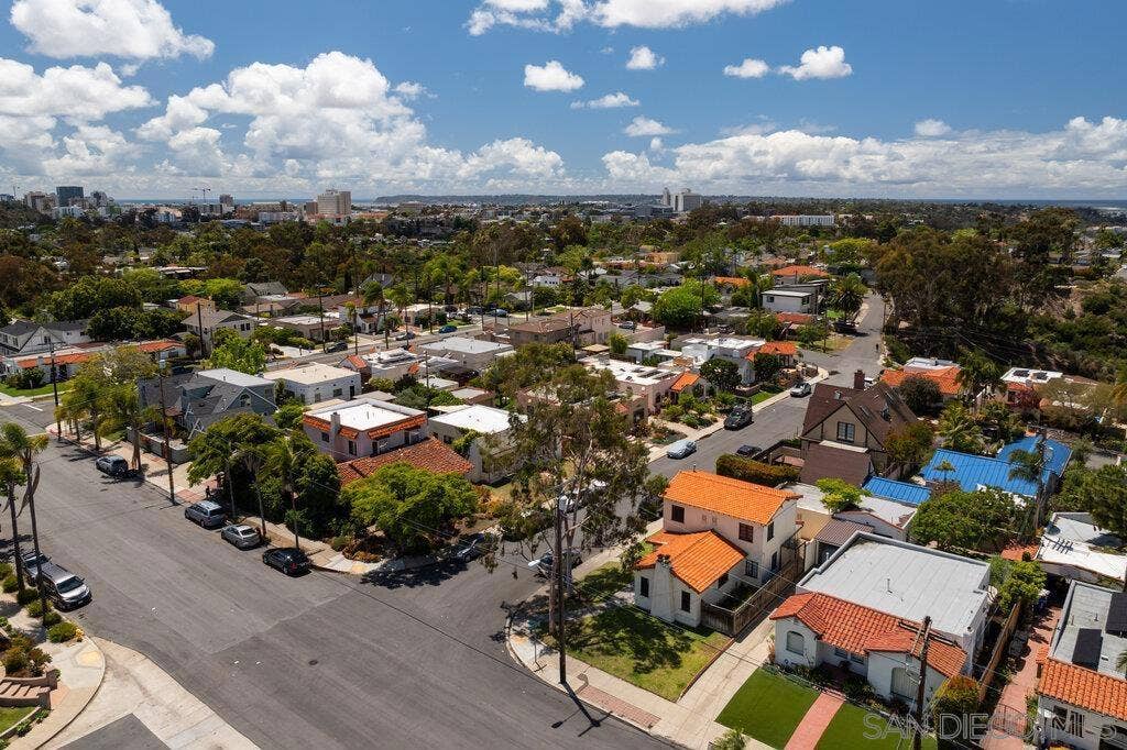 1240 Golden Gate Dr., San Diego, CA 92116 1240 Golden Gate Dr., San Diego, CA 92116