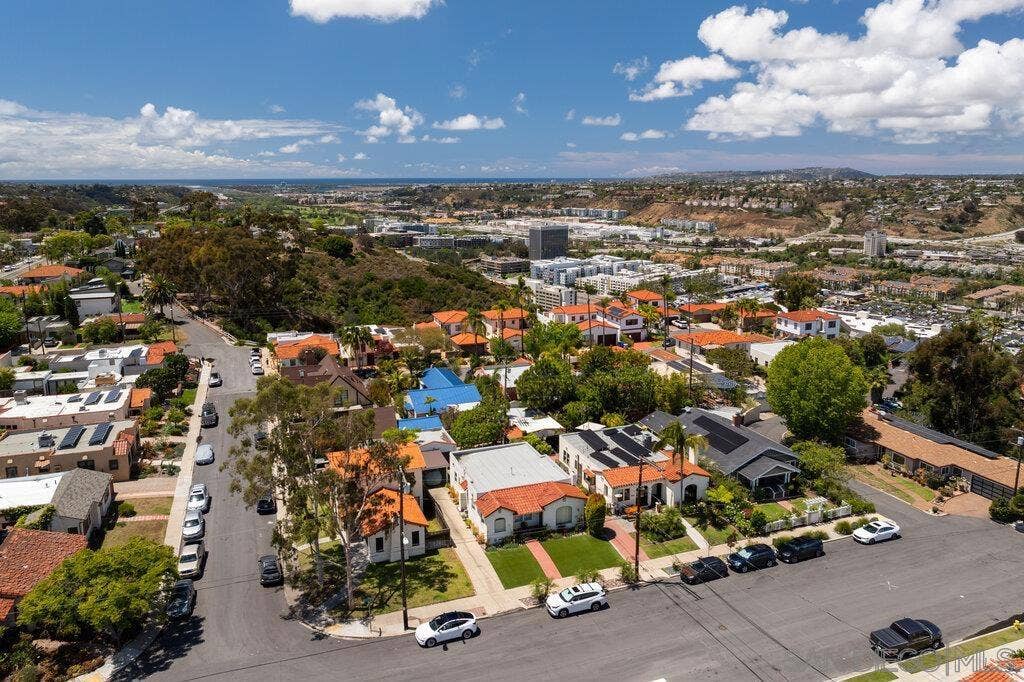 1240 Golden Gate Dr., San Diego, CA 92116 1240 Golden Gate Dr., San Diego, CA 92116