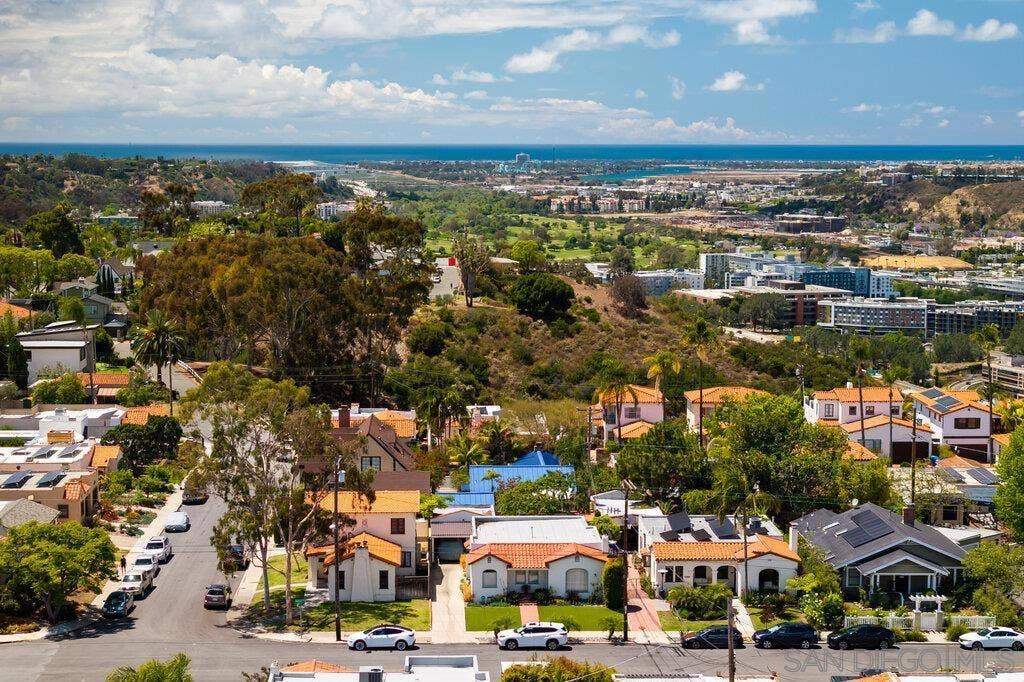 1240 Golden Gate Dr., San Diego, CA 92116 1240 Golden Gate Dr., San Diego, CA 92116
